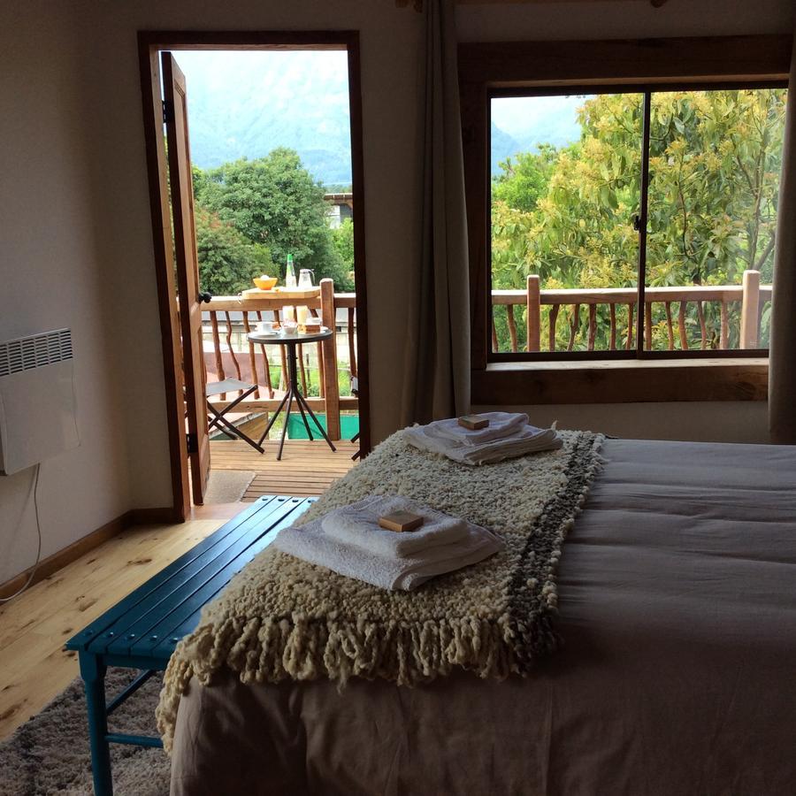 Rio Libre Pucon Party Hostel Екстериор снимка