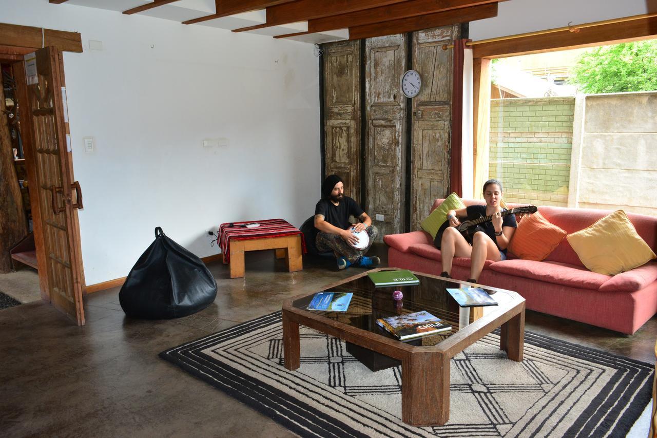 Rio Libre Pucon Party Hostel Екстериор снимка
