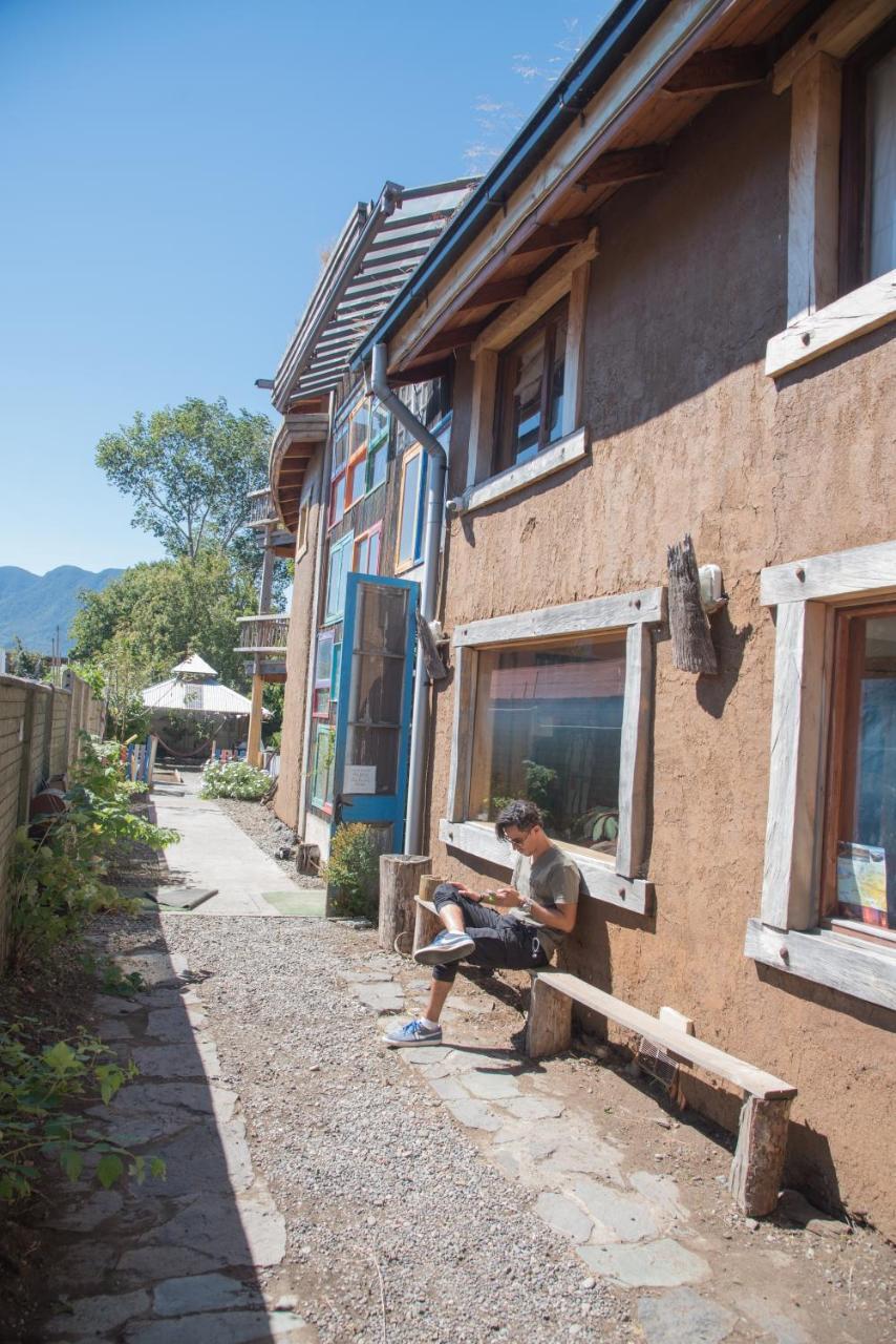 Rio Libre Pucon Party Hostel Екстериор снимка