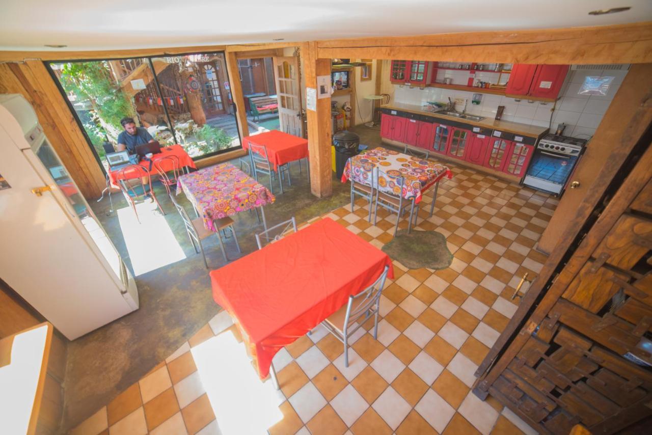 Rio Libre Pucon Party Hostel Екстериор снимка