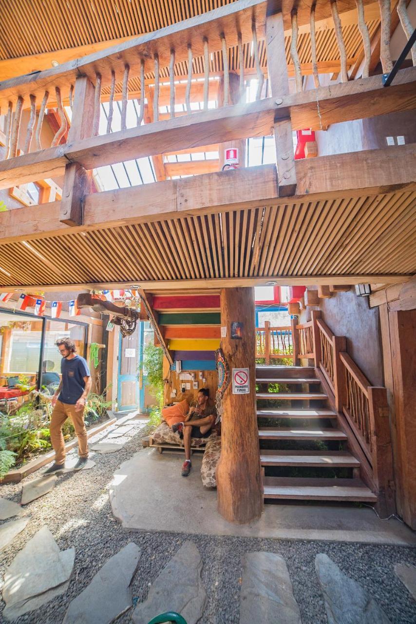 Rio Libre Pucon Party Hostel Екстериор снимка